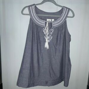 Cato sleeveless embroidered chambray peasant top Sz XL keyhole tassel neckline